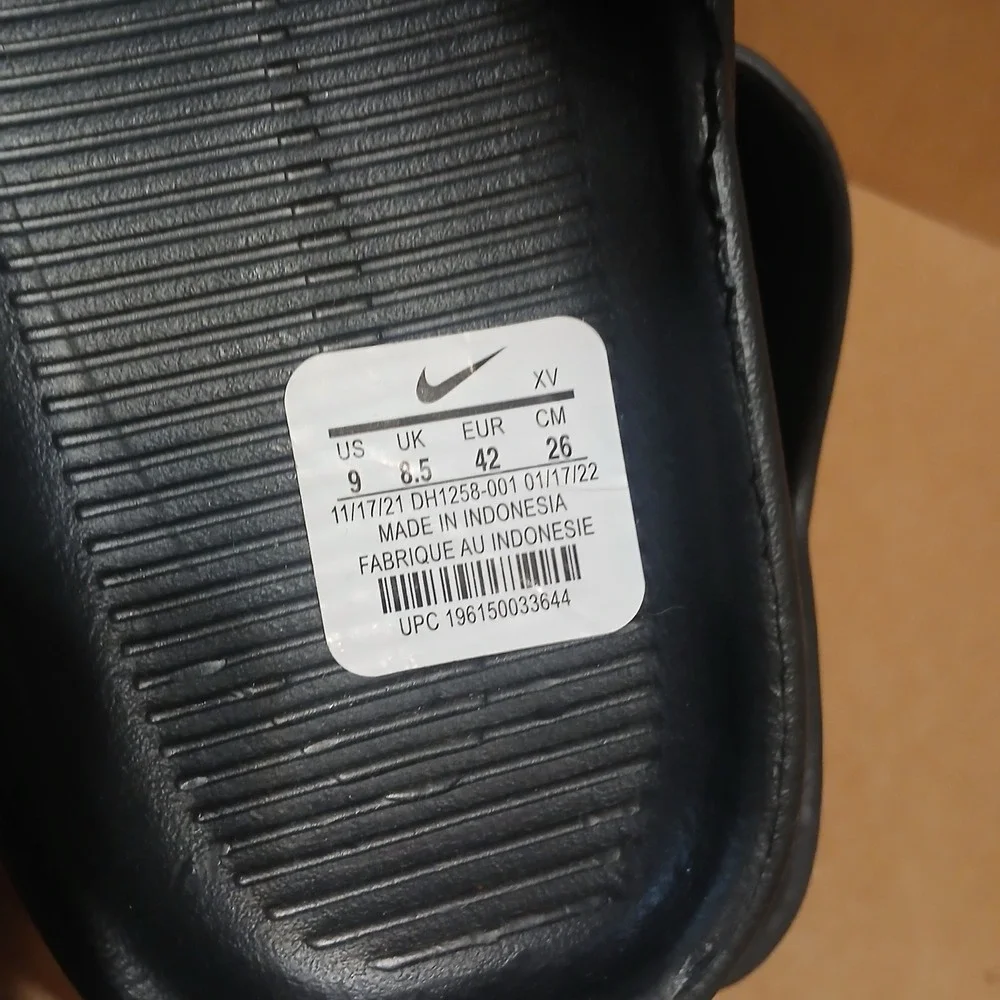 Nike Calm Mule Men's 9 Black Slip On Slides Sandal Shoes No Strap